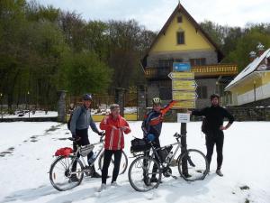 Medzinárodné stretnutie turistov Veľký Milič 24.4.2017 (foto Gazda)